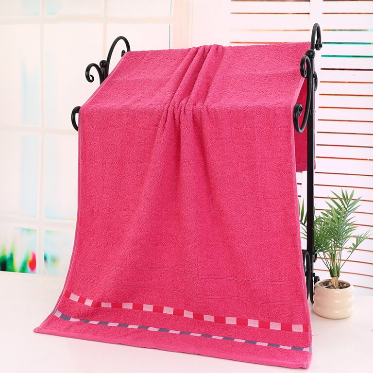 Checker Band Bath Towel — Overall view 1